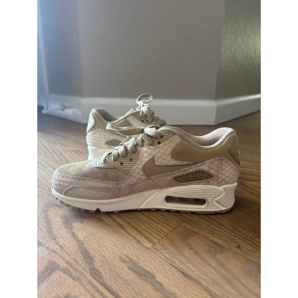 Nike Air Max 1 women 6 Tan Beige Suede Mesh White Midsole